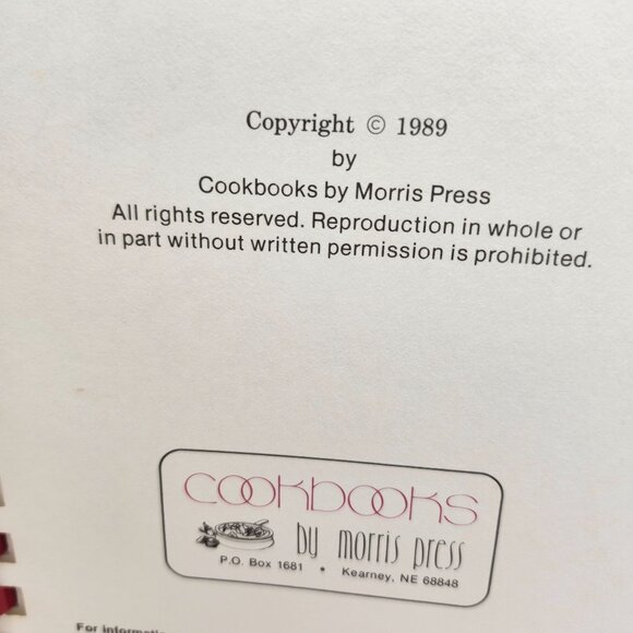 Feeding The Flock Cookbook First Baptist Church Petal Mississippi Morris Press - Picture 4 of 8